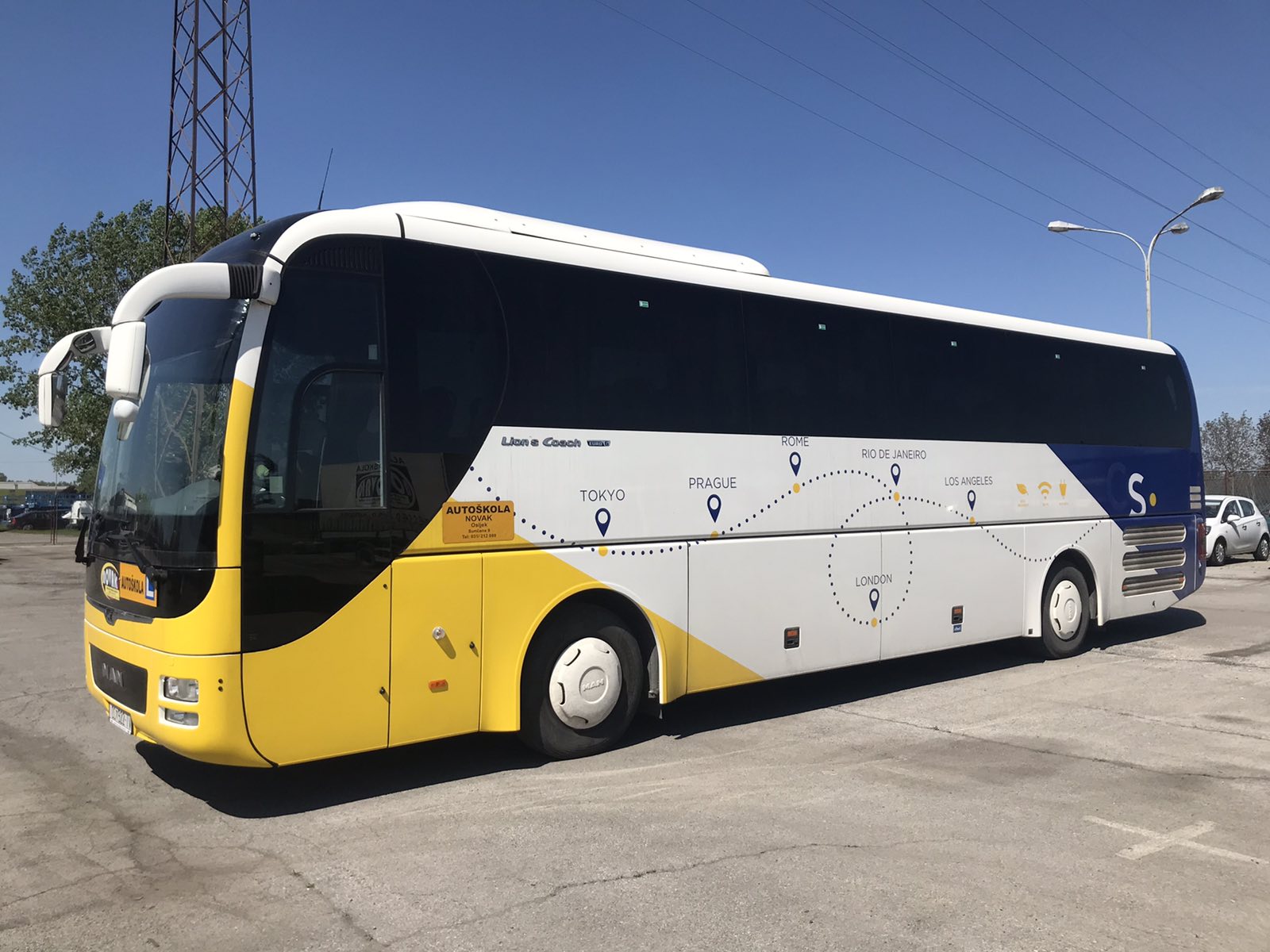 MAN RHC 424 LIONS COACH